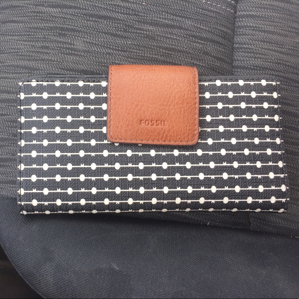 Brand new fossil wallet