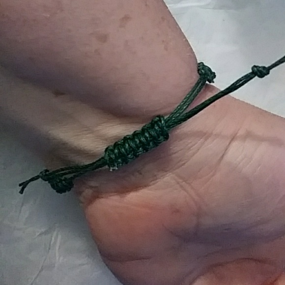 Christmas Tree Bracelet - Picture 2 of 4