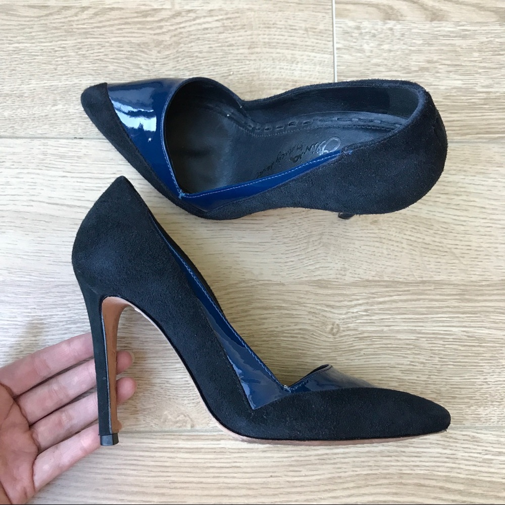 Alice & Olivia Dina Pumps