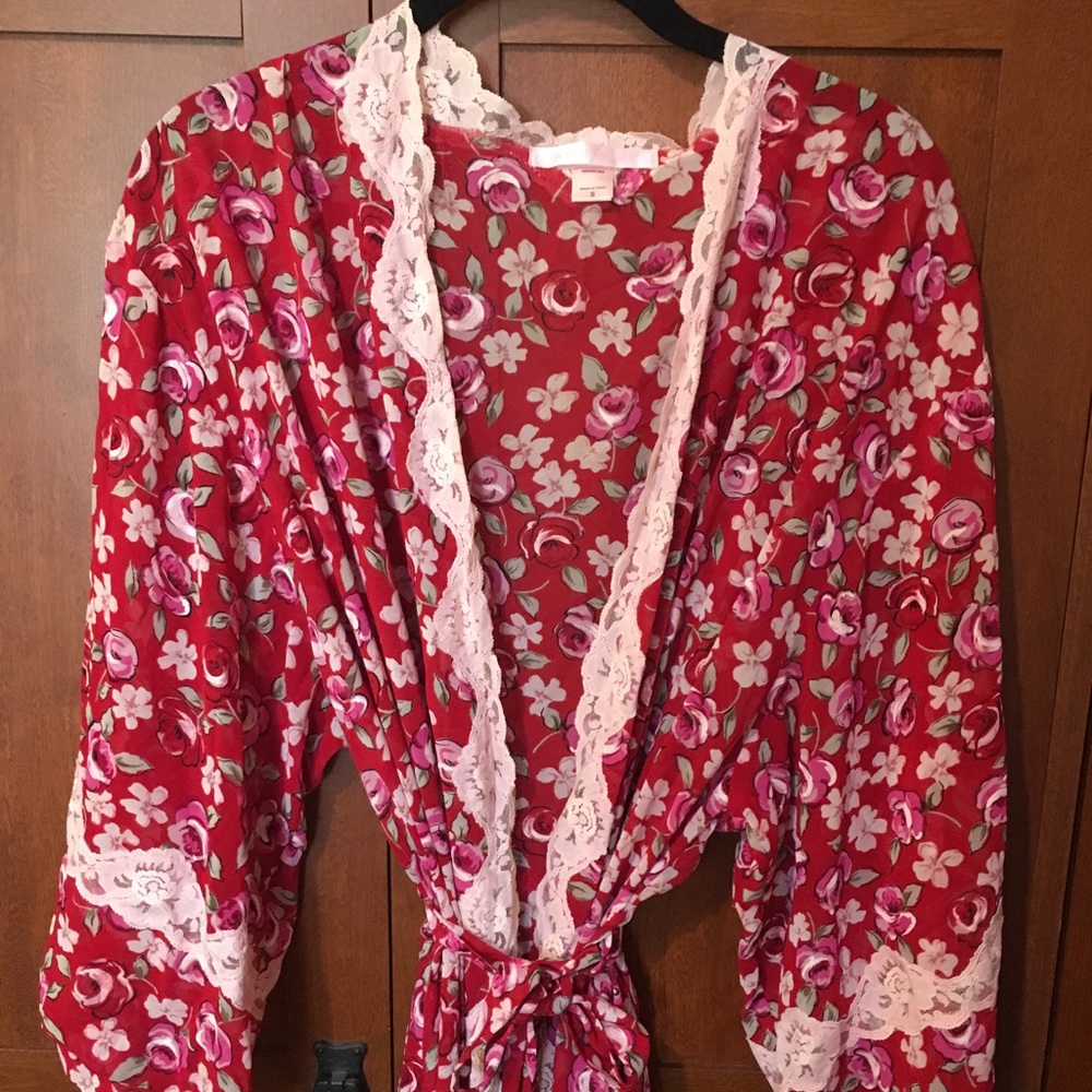 🌸🌺VICTORIA'S SECRET Beautiful very sexy robe🌸🌺