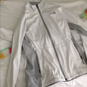 North face windbreaker/rain jacket