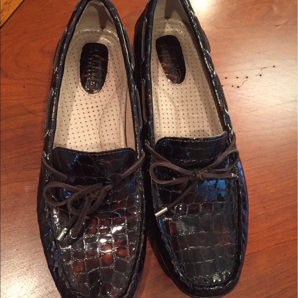 Women's Sperry's size 7