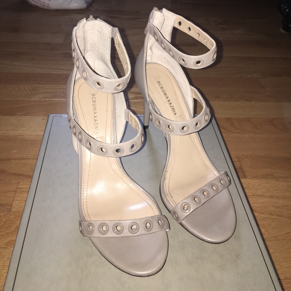 BCBGMAXAZRIA heels