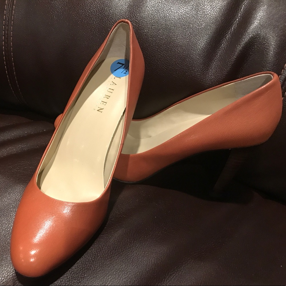 (19)  New never worn without the box.