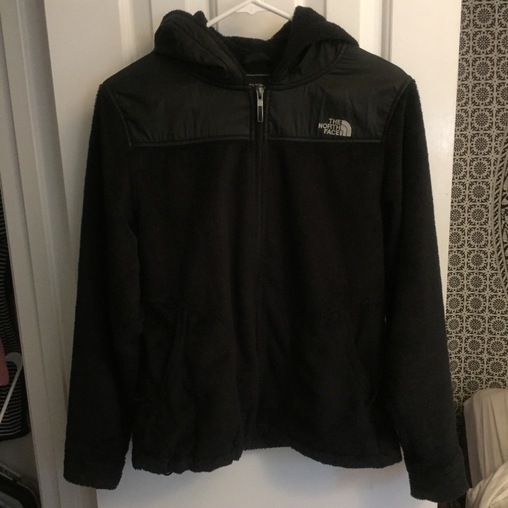 Black North Face fleece