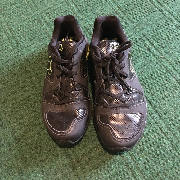 Under armour sneakers - Picture 1 of 5