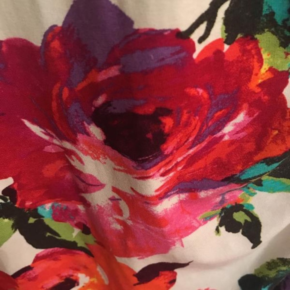 Cache Floral Dress - Picture 3 of 3