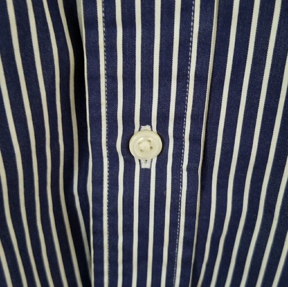 Men's Ralph Lauren long sleeve button down shirt. - Picture 2 of 4