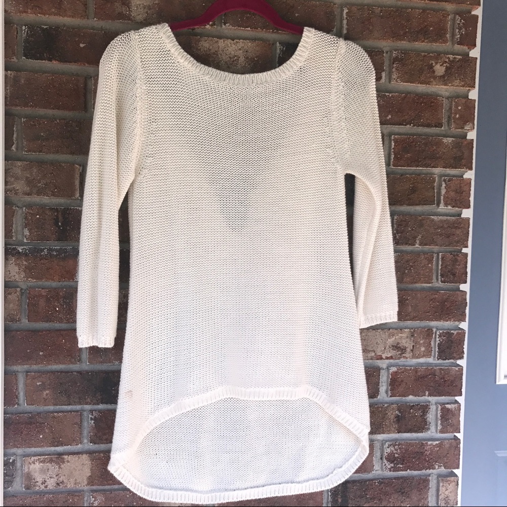 Quarter length sweater