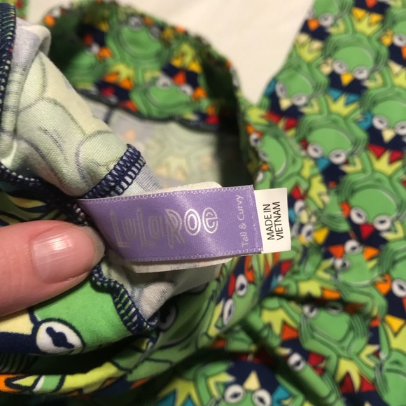 Brand new Lularoe Disney Kermit leggings - Picture 5 of 6