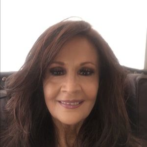 Meet your Posher, Vickie