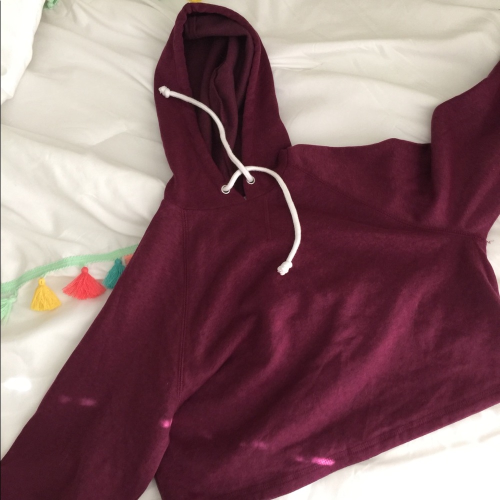 Maroon Cropped hoodie
