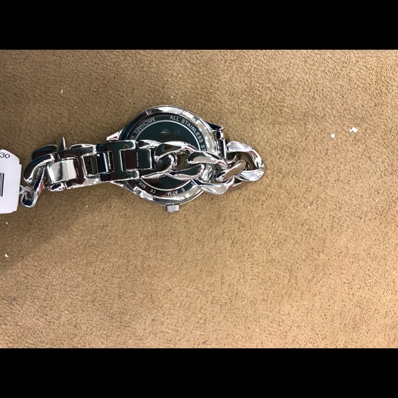 Watch - Picture 2 of 5