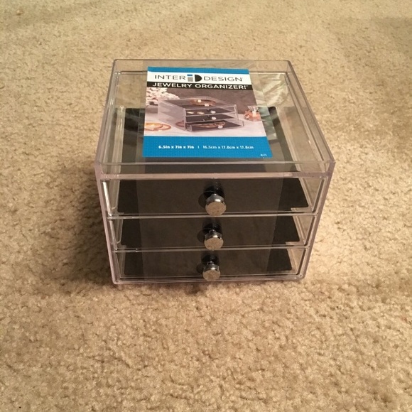 🚫SOLD🚫 Stackable Jewelry/Makeup Storage - Picture 3 of 3