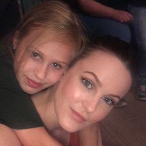 Meet your Posher, Alexandra