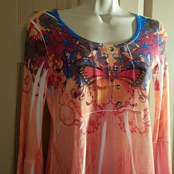 Beautiful blouse - Picture 5 of 5