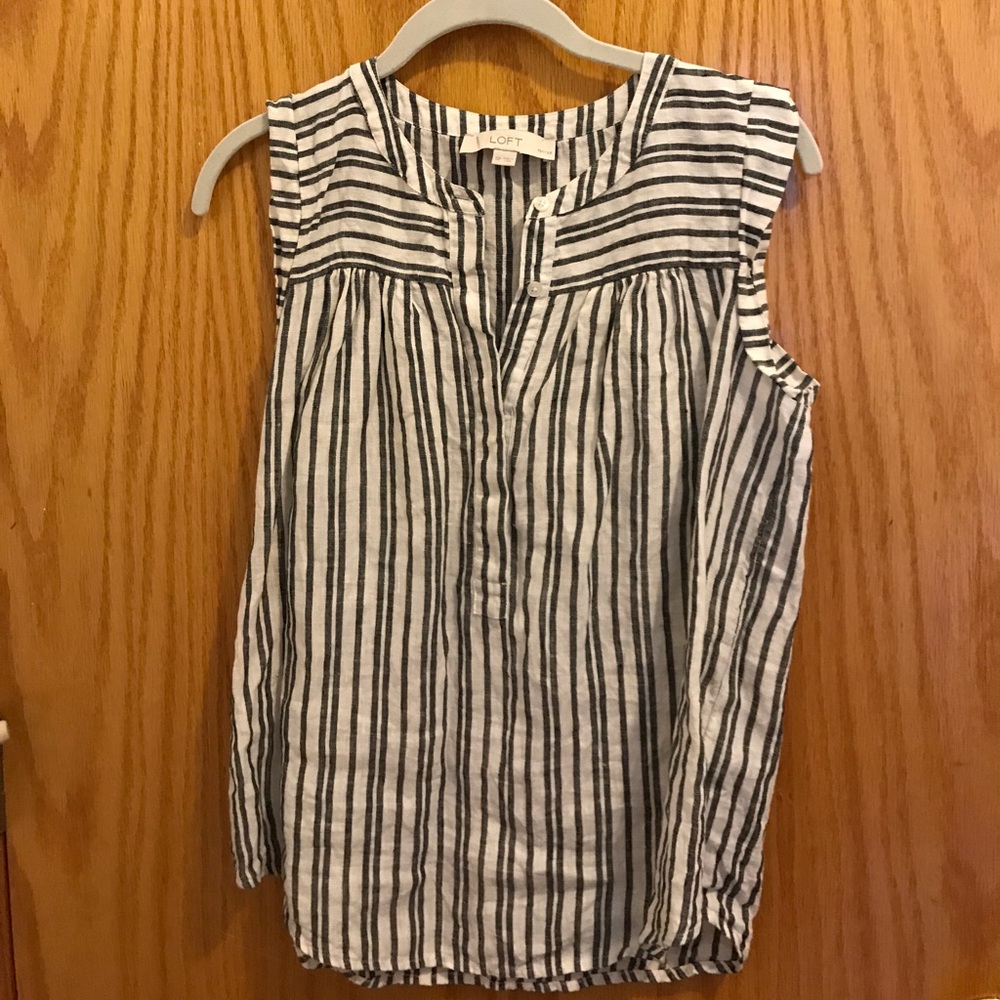 Ann taylor loft white & navy blouse