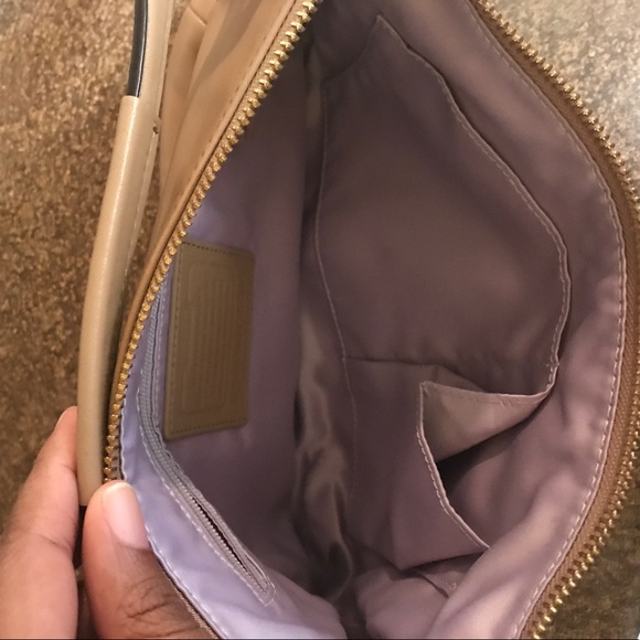 Brand new coach purse - Picture 4 of 6