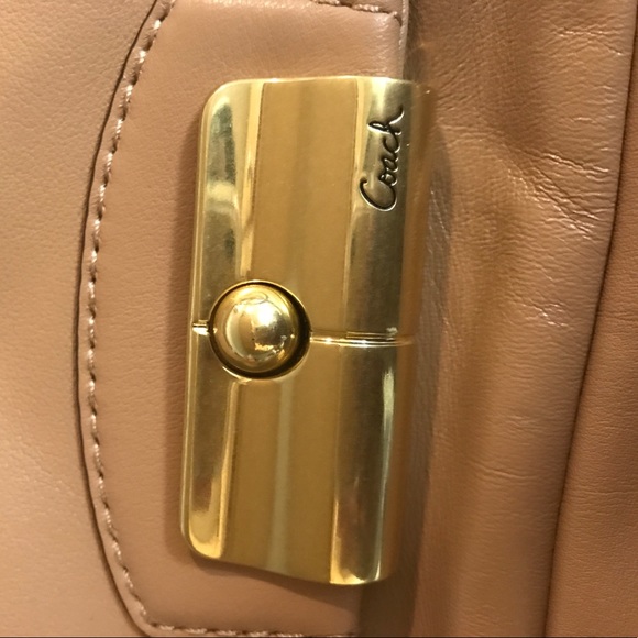 Brand new coach purse - Picture 6 of 6