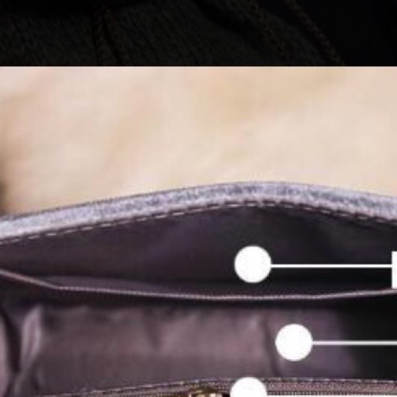 Velvet mini cross body / shoulder bag golden chain - Picture 3 of 4