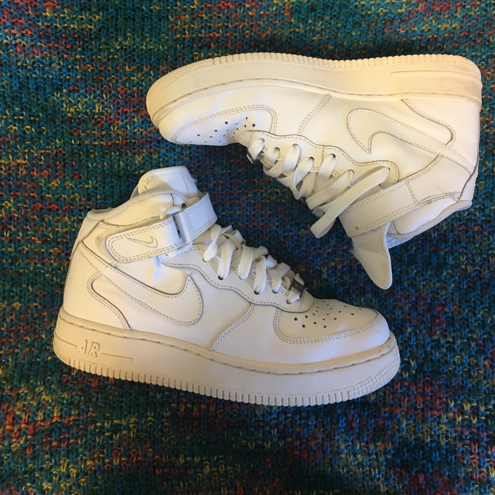 Nike AF-1 kids size 5 fits women size 6.5