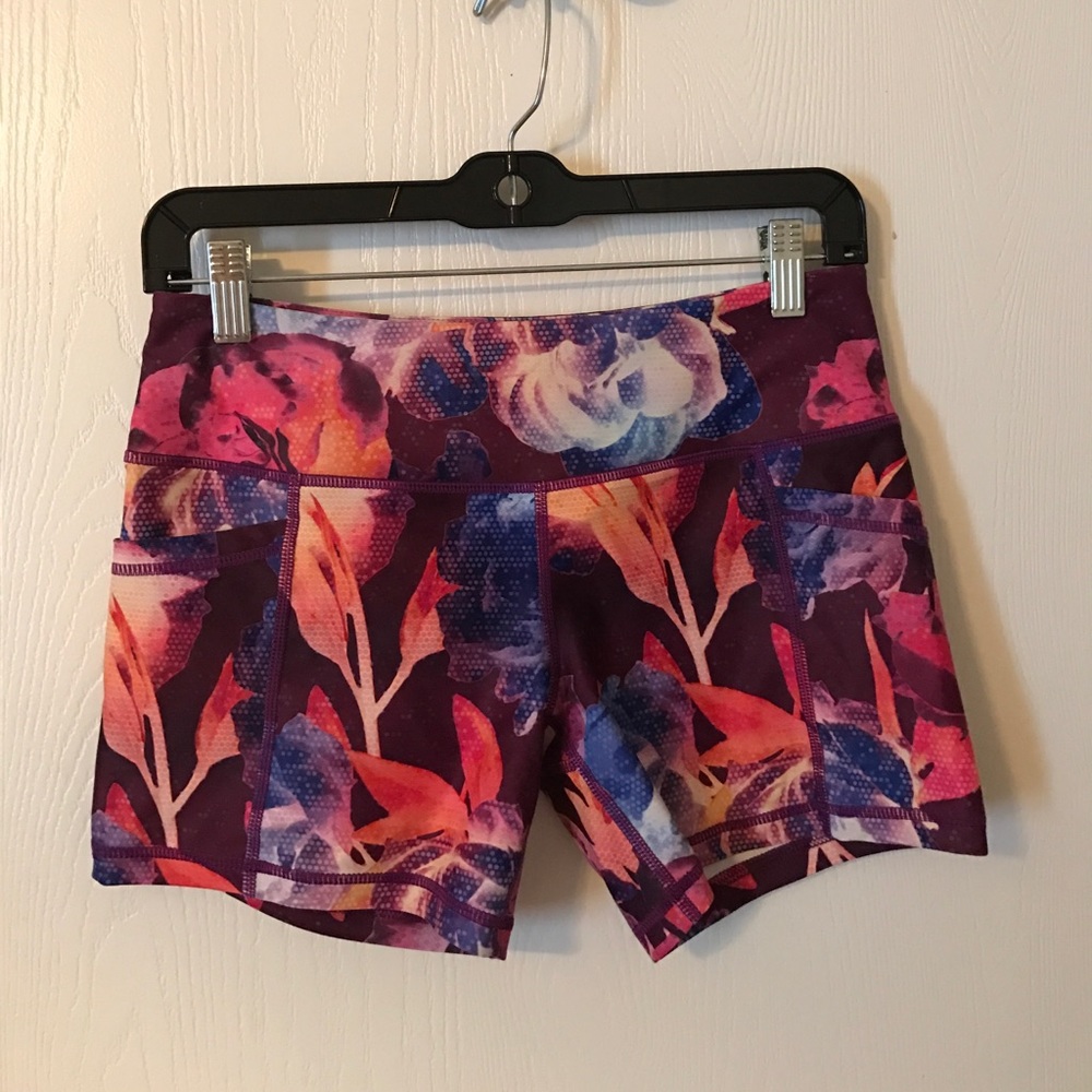 Senita Rio Shorts- Size M
