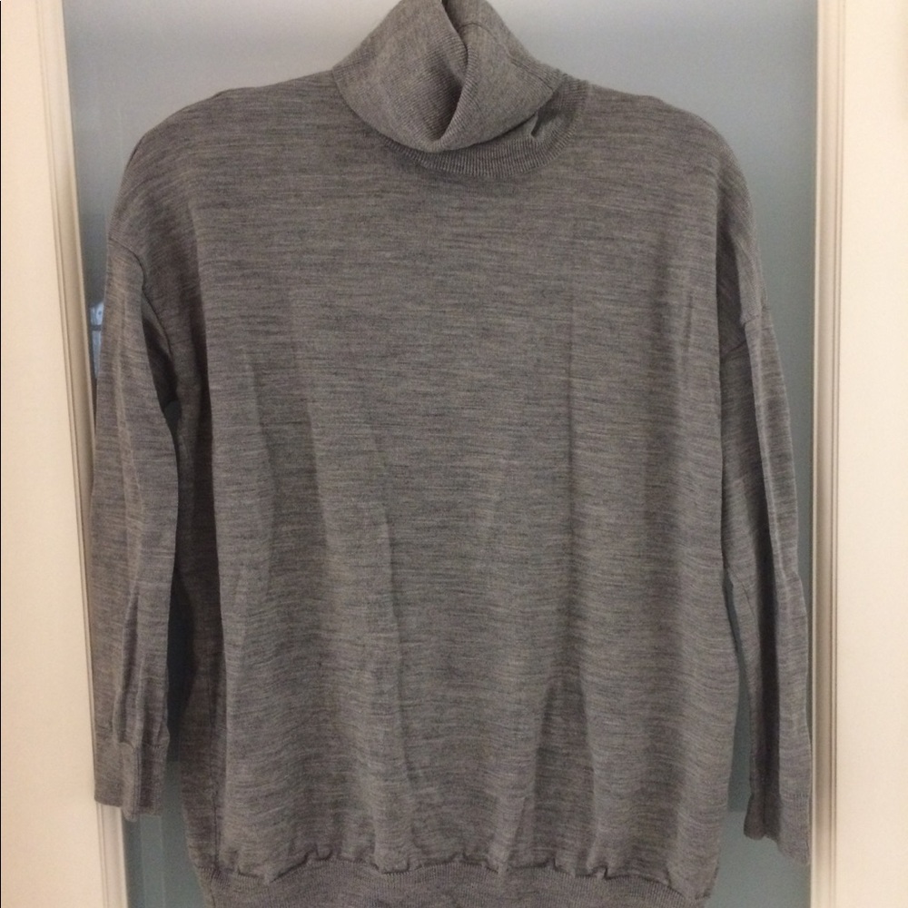 Beatiful lidano 100% wool turtleneck sweater