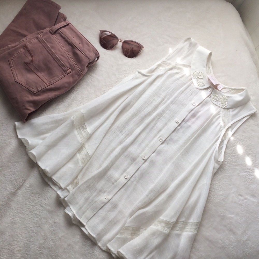 Lauren Conrad collar blouse