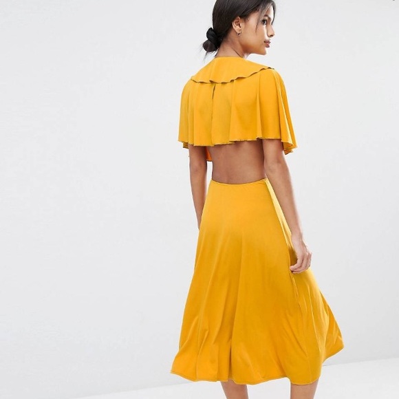 Gorgeous open-back dress. - Picture 3 of 3