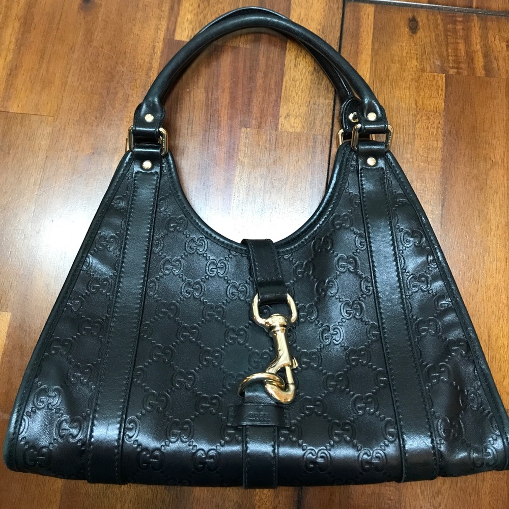 Gucci shoulder strap drop leather