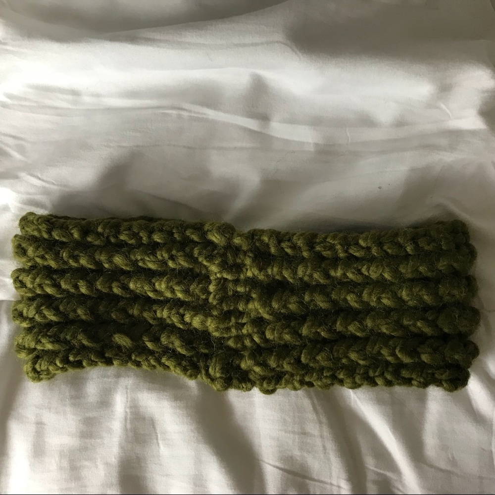 Handmade Knitted Headband/Turban/Earmuffs - Picture 3 of 3