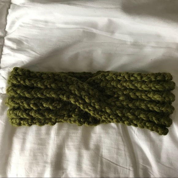 Handmade Knitted Headband/Turban/Earmuffs - Picture 2 of 3