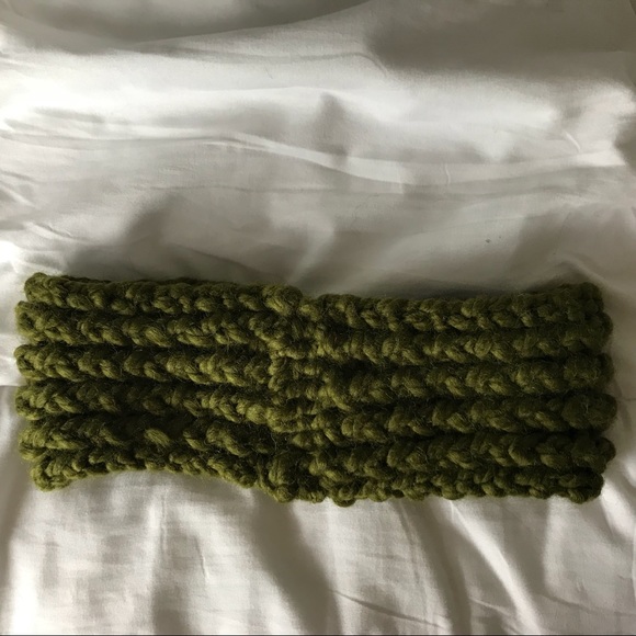 Handmade Knitted Headband/Turban/Earmuffs - Picture 3 of 3