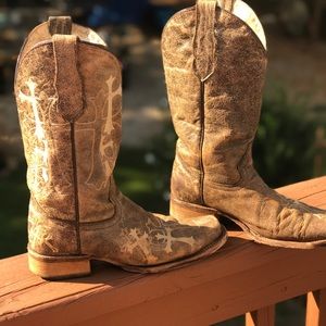 Circle G Cowboy (cowgirl) boots. 100% Leather