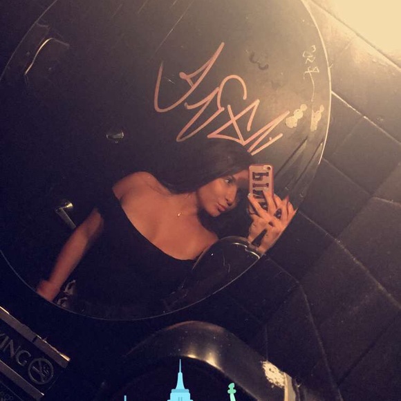 Meet your Posher, Marianna - Picture 1 of 1