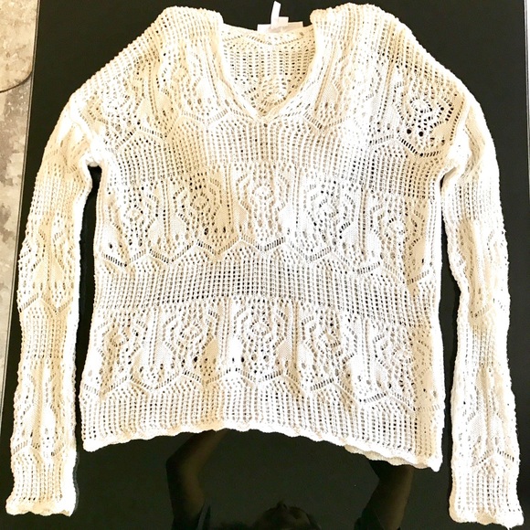 BCBG Crochet  Knit Pullover/Cover Up with Hoodie - Picture 2 of 8