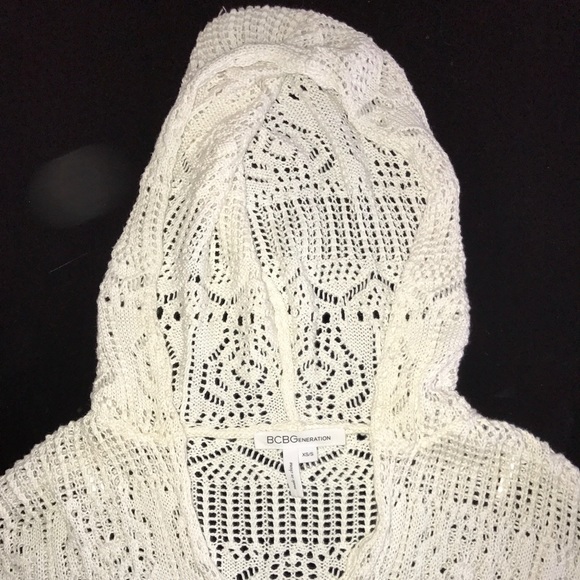 BCBG Crochet  Knit Pullover/Cover Up with Hoodie - Picture 5 of 8