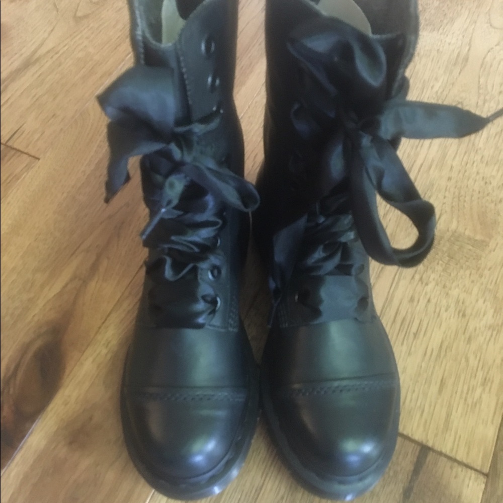 Dr. Marten boots