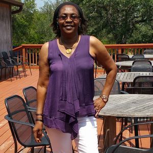 Meet your Posher, Sharon