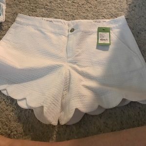 Buttercup short