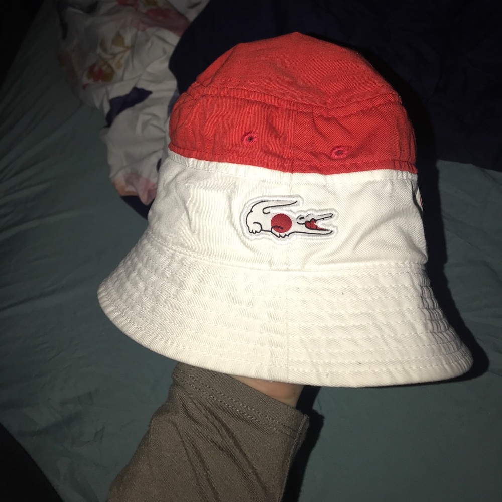 Lacoste sport bucket hat
