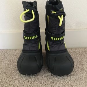 NWOT Sorel Snow Boots