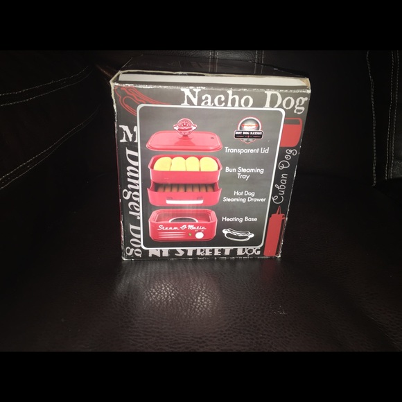 SOLD🌭🏀🏈 - Picture 3 of 4