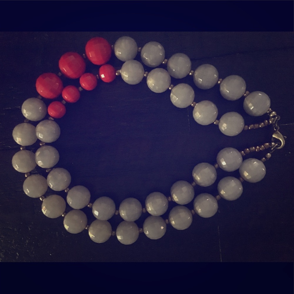 Color block necklace