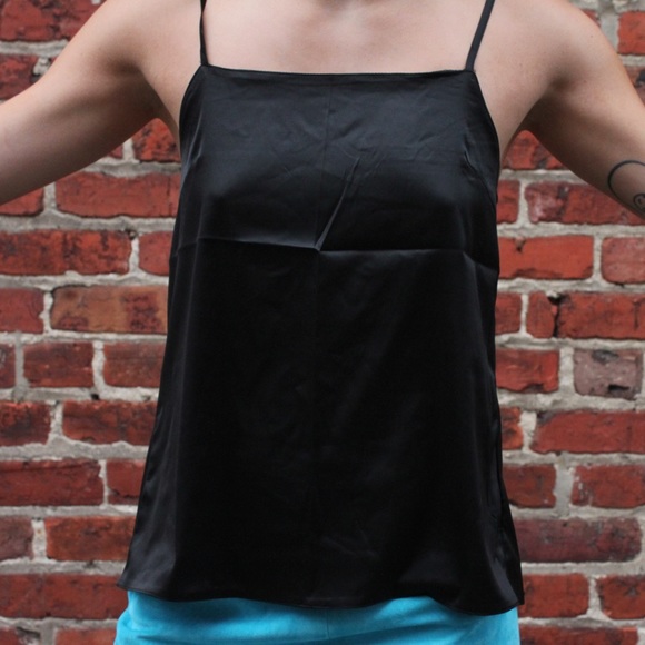 Fluff fluff top - Picture 2 of 2