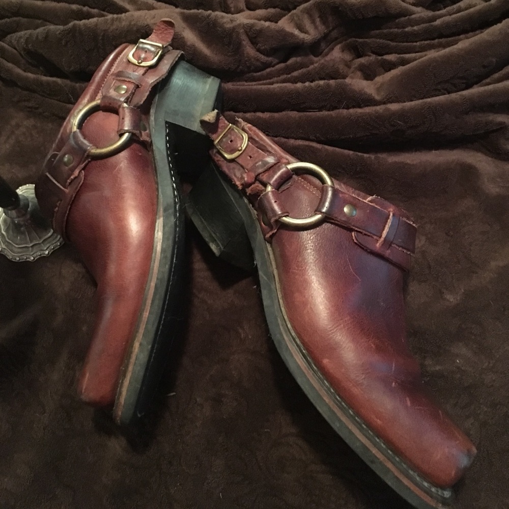 Authentic Frye Belted Harness Mules