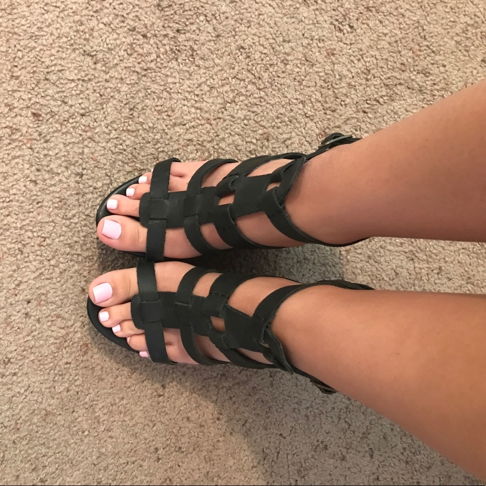 Black Steve Madden Wedges