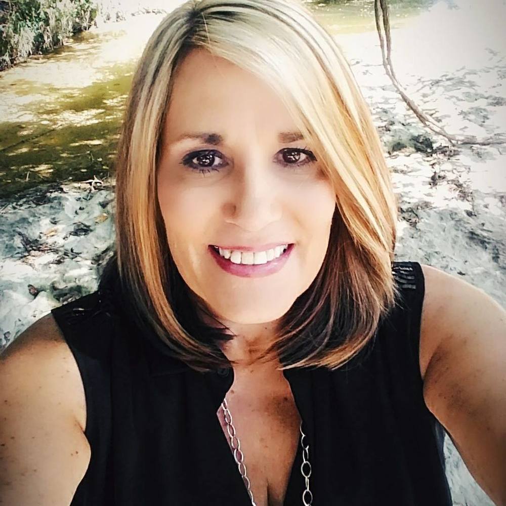 Meet your Posher, Valerie