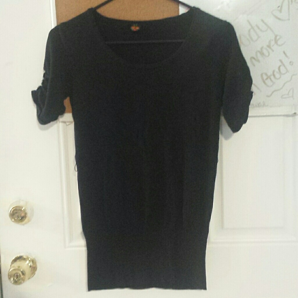 Button sleeve sweater blouse