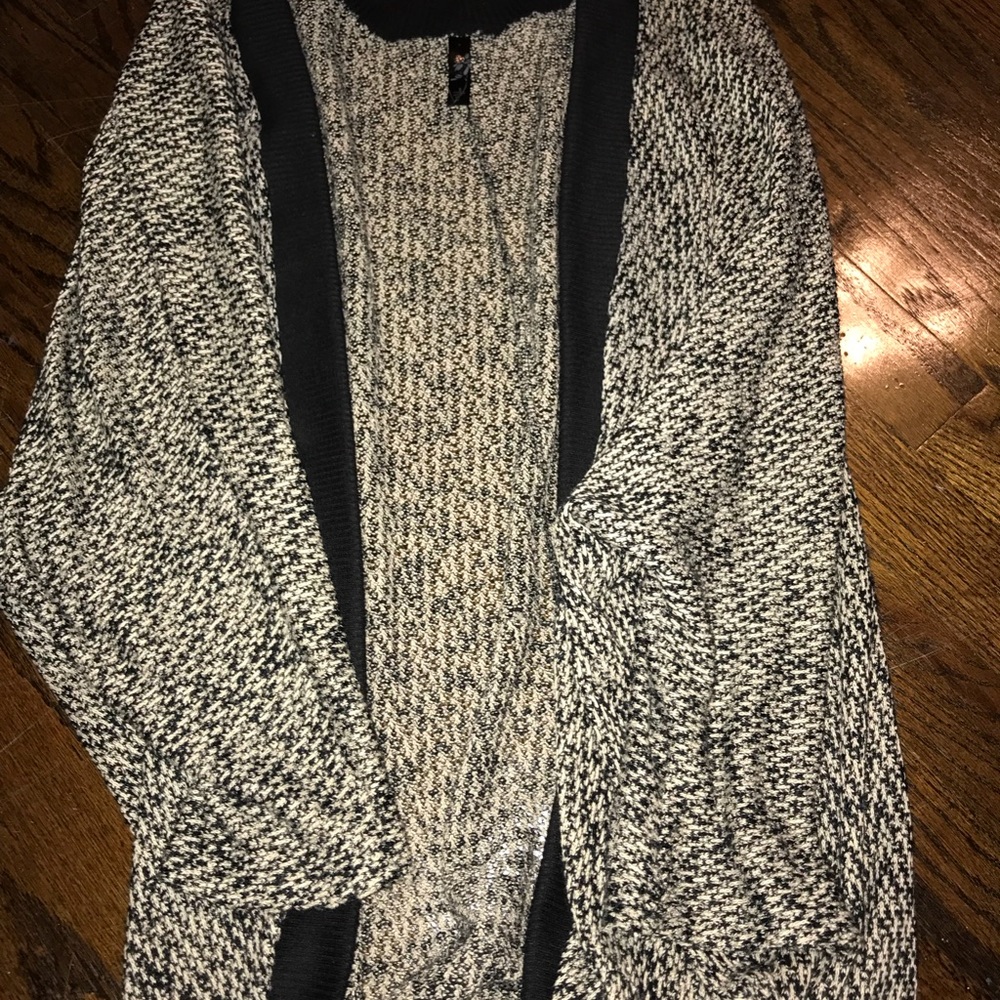 3/4 sleeve sweater